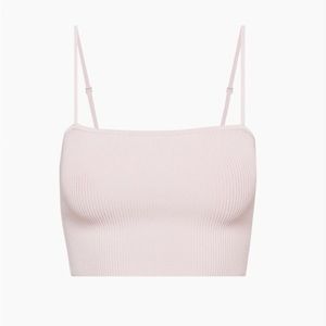 Aritzia sculpt knit cami cropped tank size medium in frosted lilac